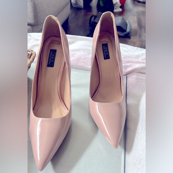 H&D Moda Española High Heels (Size US 10) - Picture 2 of 5